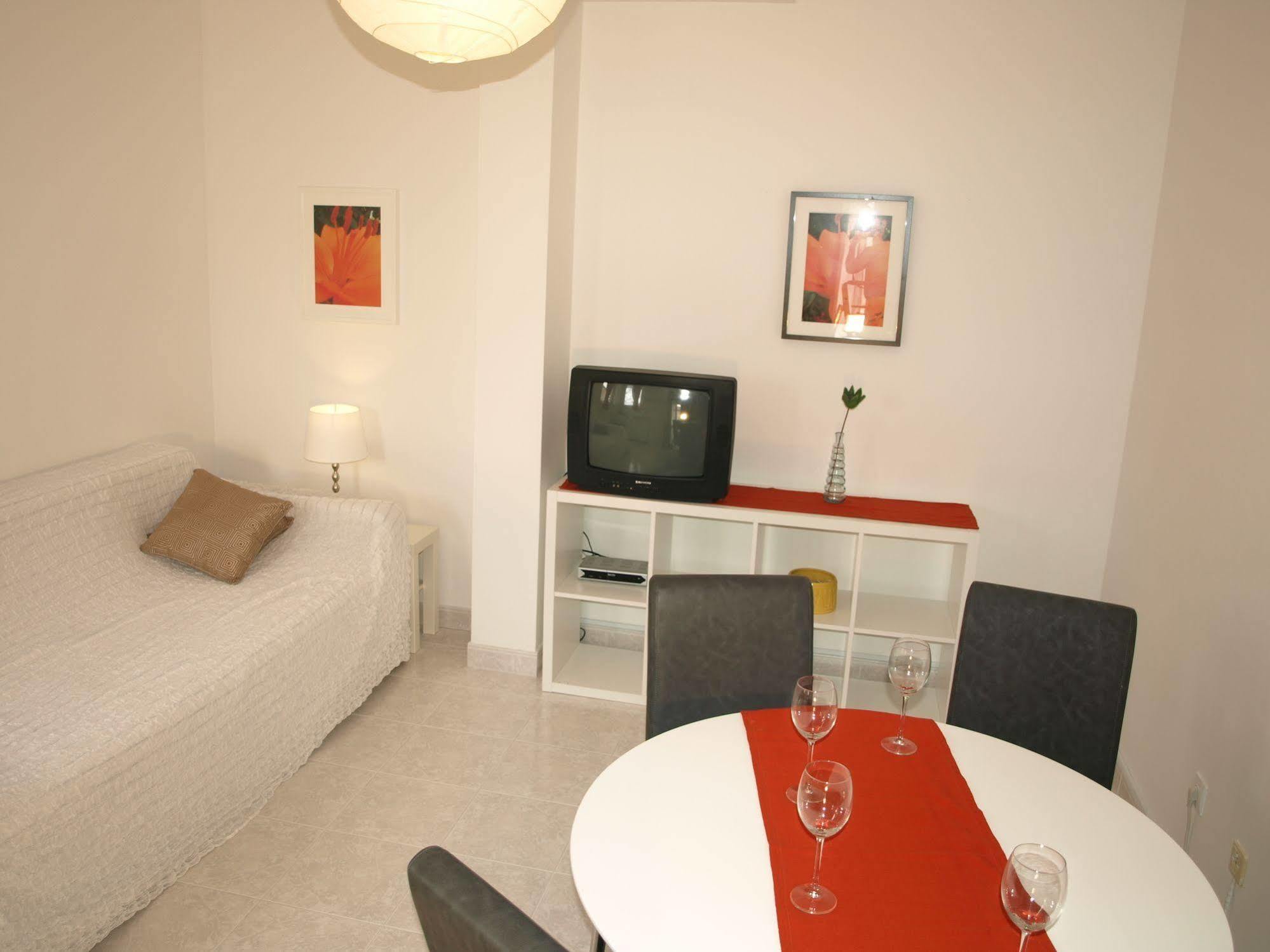 Apartments Issa Макарска Екстериор снимка
